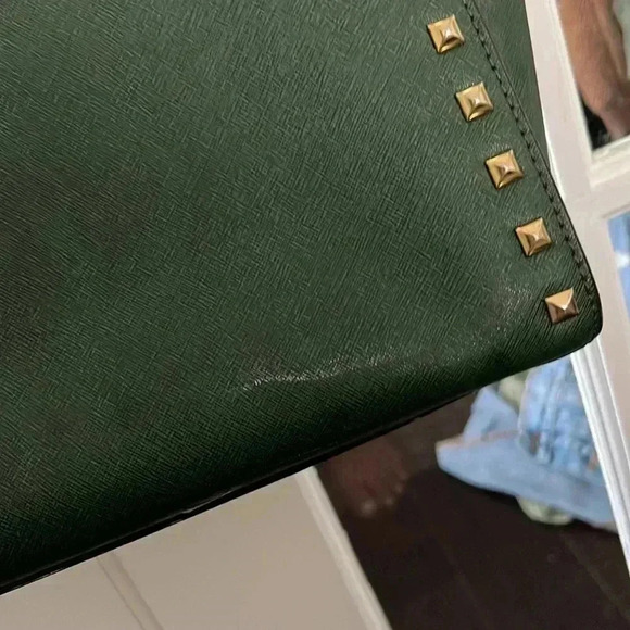 Michael Kors dark green studden bag - Picture 2 of 4